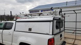 Used Topper - 2015 - 2022 Chevy Colorado / GMC Canyon 6ft bed - White