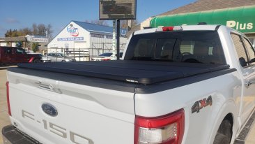 Extang Solid Fold ALX - 88702 - 2021-2025 Ford F-150 - 5.5 ft. Bed