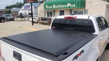 Truxedo Lo Pro - 549801 - 2015-2022 Chevrolet Colorado / GMC Canyon - 5 ft. Bed