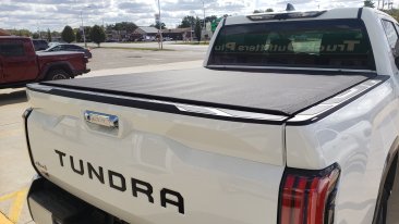 Truxedo Pro X15 - 1464001 - 2022-2025 Toyota Tundra - 5.5 ft. Bed (With Track System) (Without Storage Box)