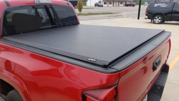 Truxedo Lo Pro - 556001 - 2016-2023 Toyota Tacoma - 5 ft. Bed