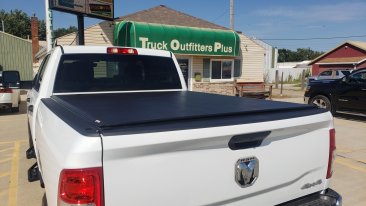 Truxedo Lo Pro - 546901 - 2009-2018 Ram 1500 (2019-2024 Classic) / 2010-2024 HD - 6.4 ft. Bed